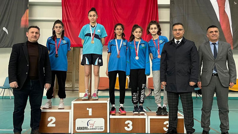 Osmangazi Belediyespor Badminton Takımı sporcuları, Anadolu Yıldızlar Ligi Bursa Seçmeleri’nde