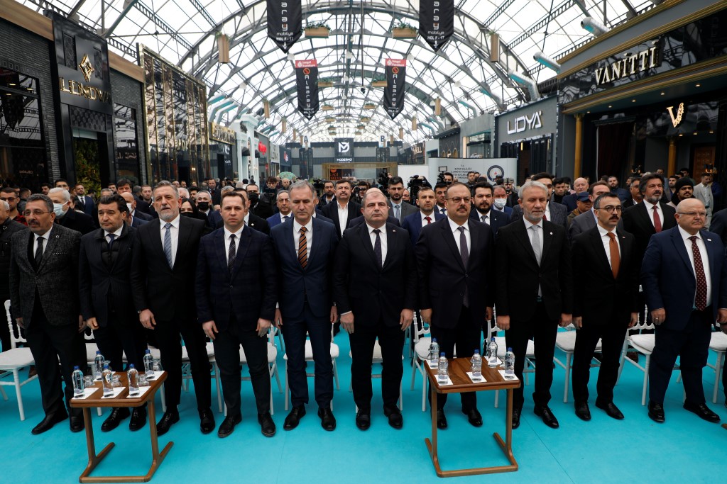 MODEF 2022 46. Uluslararası İnegöl Mobilya Fuarı açıldı