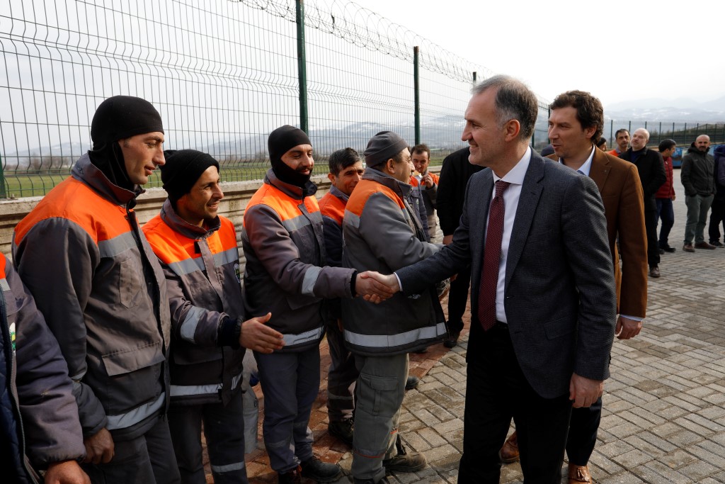 İnegöl Belediyesi, temizlik işleri idari binası hizmete girdi