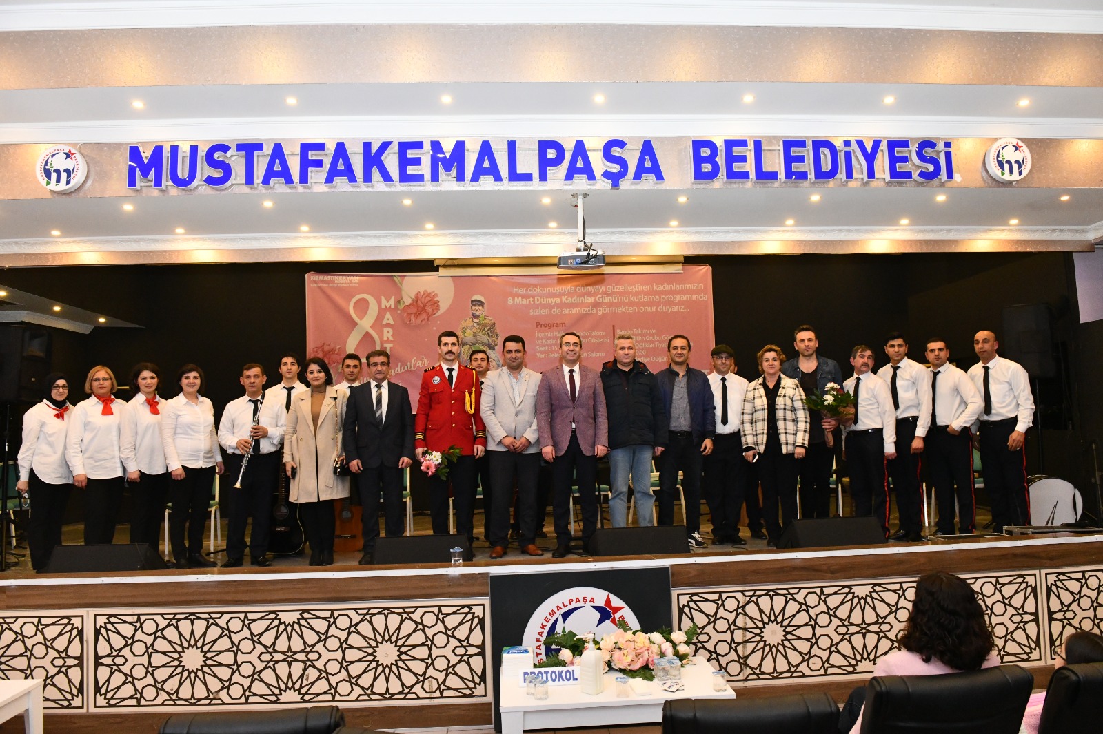 Mustafakemalpaşa’da 8 Mart Dünya Kadınlar Günü’ne özel kutlama