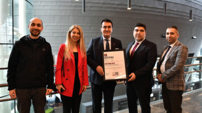 Osmangazi Belediyesi kurumsal kalitesini belgeledi