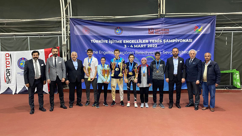 Osmangazi Belediyespor’un milli tenisçisi Emir Vatansever ve Naz Albayrak, İşitme