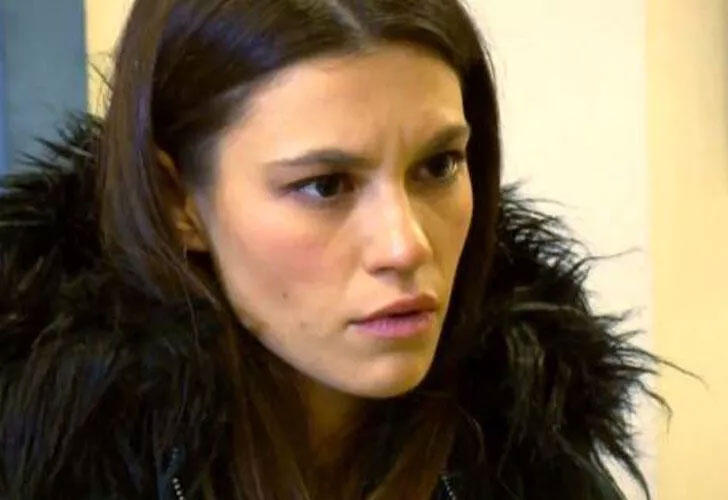 Yüsra Geyik tarzıyla dikkat çekti