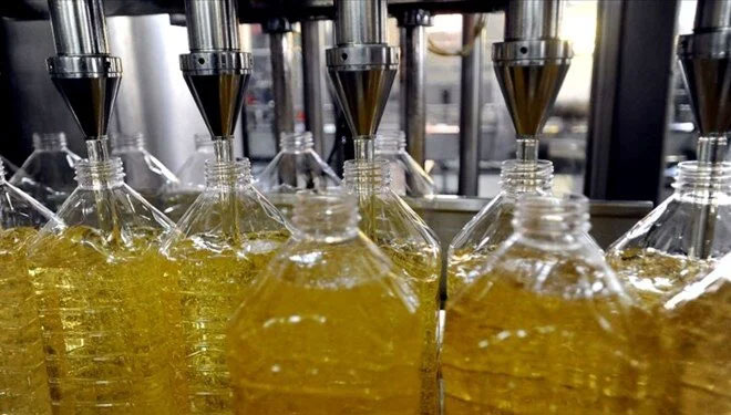 Ayçiçek yağı taşıyan gemiler Türkiye’de doğru yola çıktı