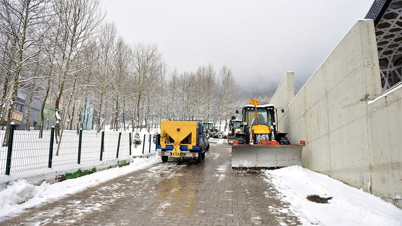 Yıldırım’da kar seferberliği