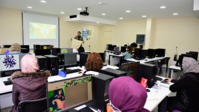 Yıldırım Belediyesi meslek sahibi yapıyor