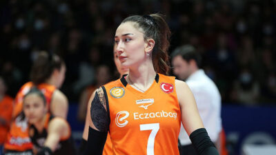 Eczacıbaşı'nın milli yıldızı Hande Baladın Survivor'a katılma ihtimaliyle ilgili açıklama