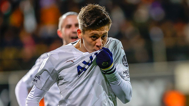 Arda Güler’den 3 yıllık imza Arda Güler’den 3 yıllık imza