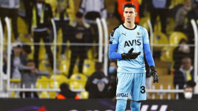 Ali Koç duyurdu! O futbolcuyla yollar ayrılıyor