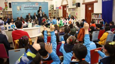 Bursa Büyükşehir Belediyesi, Milli Eğitim Bakanlığı tarafından hayata geçirilen ‘Kütüphanesiz