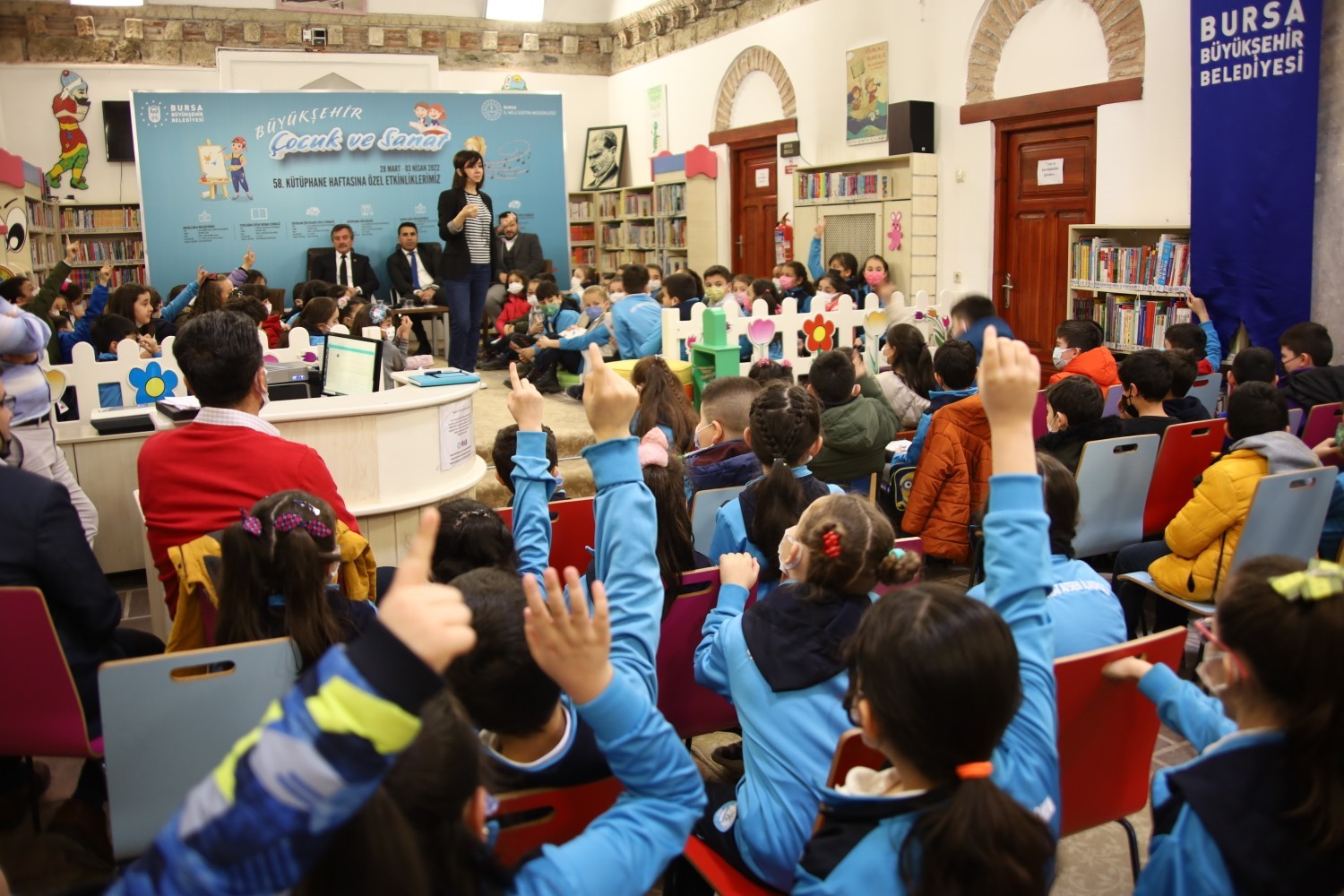 Bursa kütüphanelerle donatılıyor 1 bursa kutuphanelerle donatiliyor 2c7955c