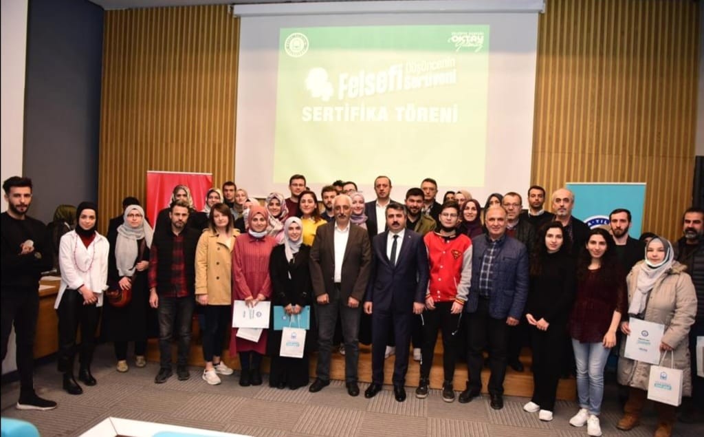 Felsefi düşüncenin serüveni atölyesi mezunlarını verdi 1 felsefi dusuncenin seruveni atolyesi mezunlarini verdi 453e28e