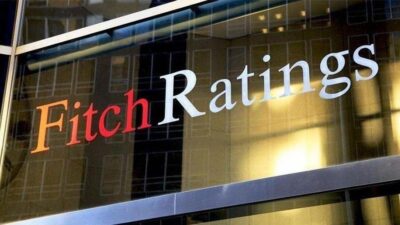 Fitch, Rusya’nın kredi notunu düşürdü