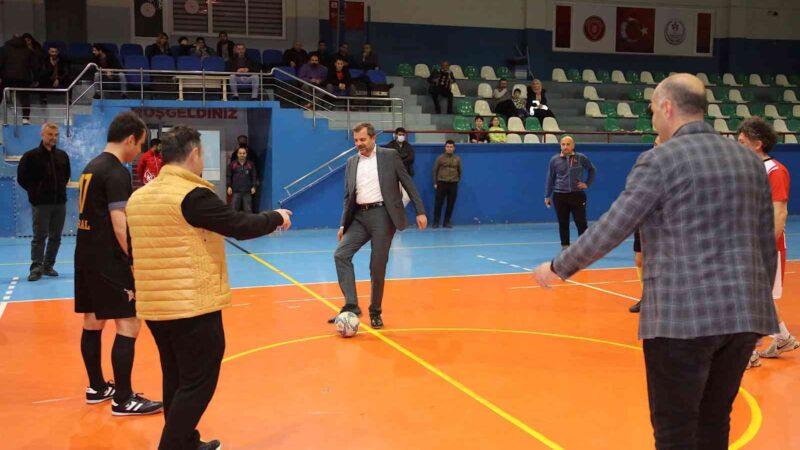 Gürsu’da futsal turnuvası! Gürsu Belediyesi ve Gürsu Gençlik ve Spor Müdürlüğü iş birliğinde