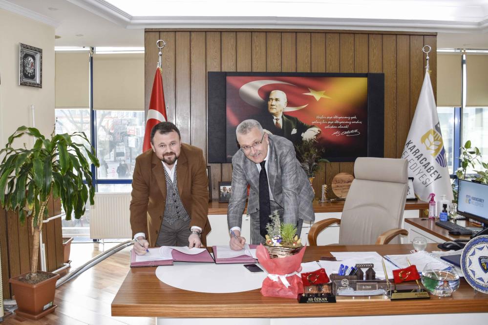 Karacabey Belediyesi’nde anlaşma tamam! İmzalar atıldı… Karacabey Belediyesi’nde anlaşma tamam! İmzalar atıldı…