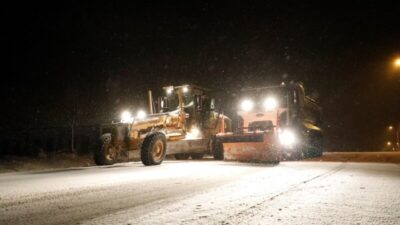 İnegöl Belediyesi’nin kar mesaisi