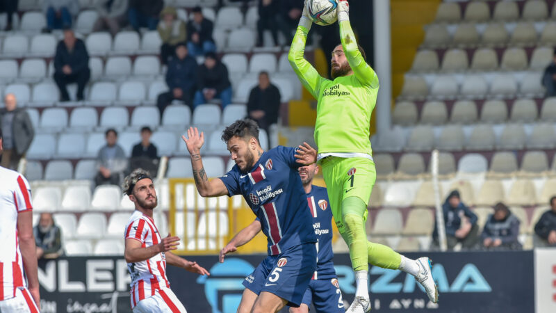 2.Lig’deki Bursa ekibinden süper skor! İnegölspor, son sıradaki Kahramanmaraşspor'u farklı mağlup ederek play-off iddiasını sürdürdü.