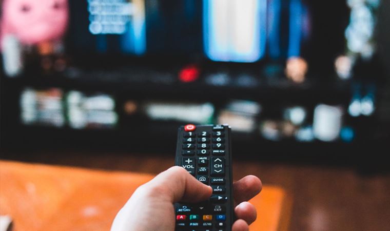 Fenomen dizinin hayranlarını üzecek karar! Final yapıyor Fenomen dizinin hayranlarını üzecek karar! Final yapıyor