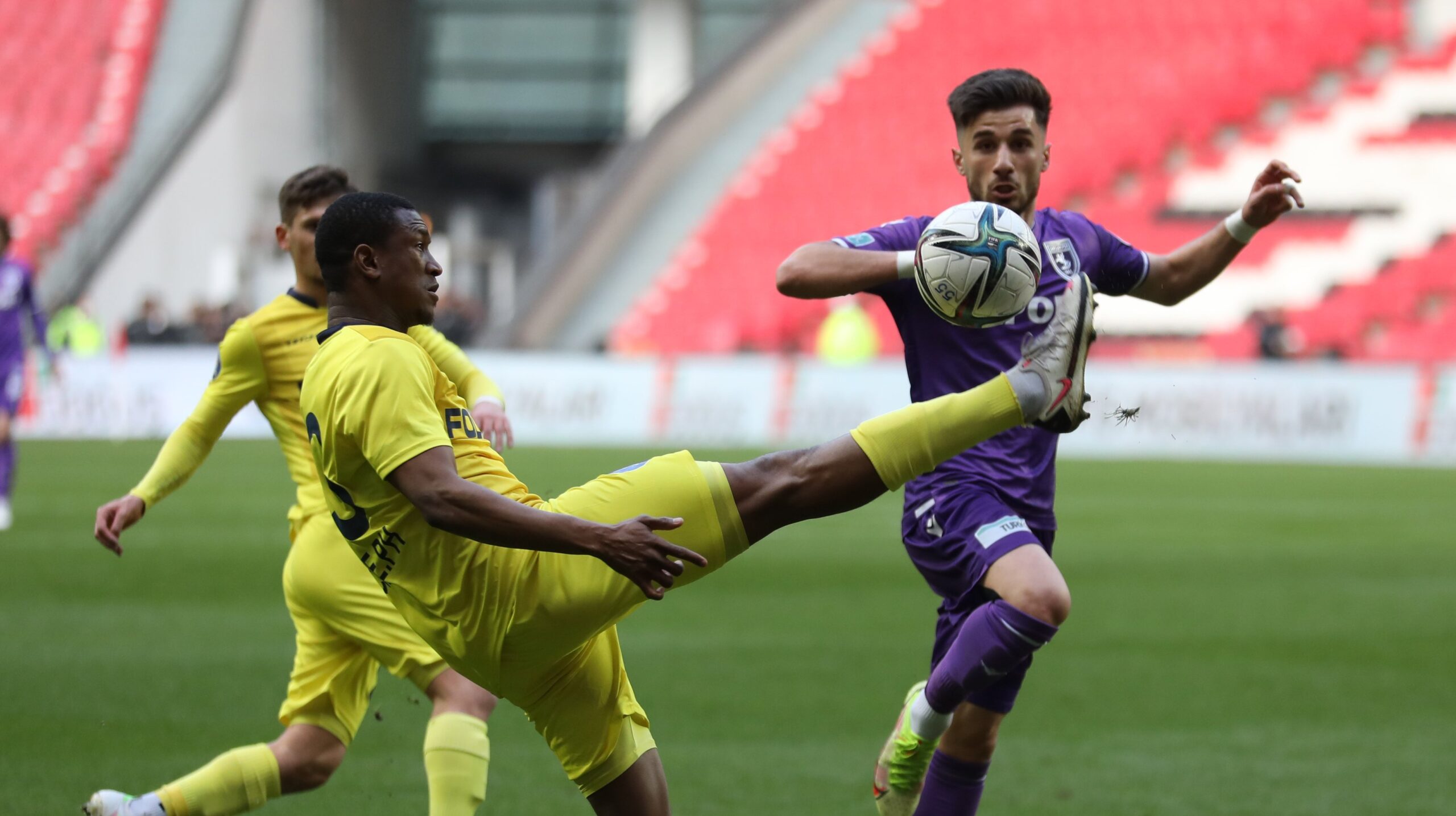 Bursaspor’a bir şok daha! 1.Lig’de neler oluyor? Bursaspor’a bir şok daha! 1.Lig’de neler oluyor?