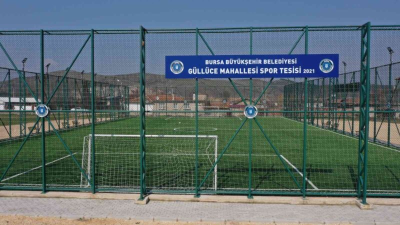 Mustafakemalpaşa’da çifte açılış Bursa Büyükşehir Belediyesi tarafından Mustafakemalpaşa ilçesinde yaptırılan Güllüce Futbol Sahası