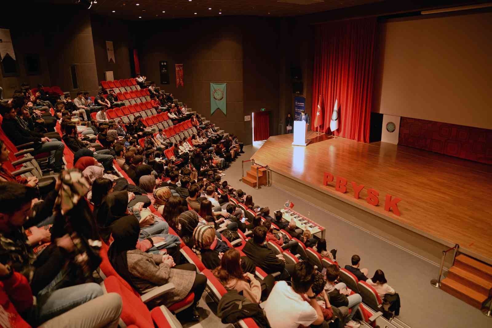 Öğrencilerin en uzun soluklu kongresi başladı