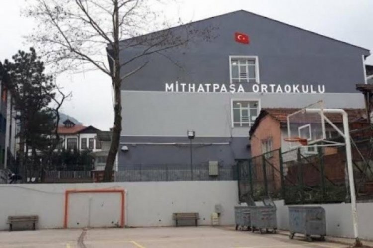 Bursa’da açığa alınan okul müdürü görevine dönüyor! ‘Haremlik-selamlık’ talimatı vermişti…