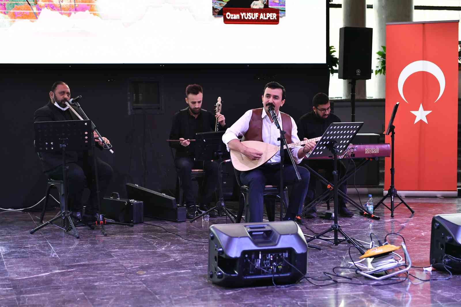 Osmangazi’de Aşık Veysel türküleri yankılandı 1 osmangazide asik veysel turkuleri yankilandi 74998f5
