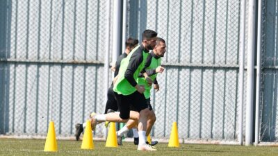 Bursaspor’da tempo arttı