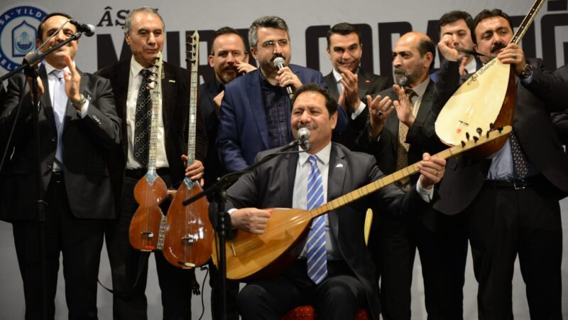 Âşık Murat Çobanoğlu Yıldırım’da anıldı Yıldırım Belediyesi ve Kars Ardahan Iğdır Federasyonu, Âşık Murat Çobanoğlu'nu