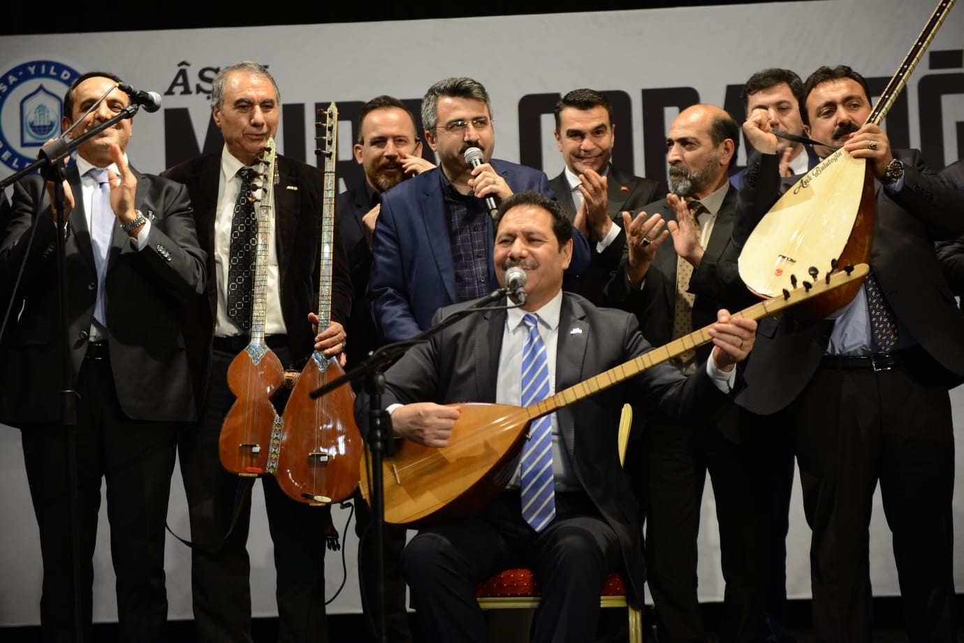 Âşık Murat Çobanoğlu Yıldırım’da anıldı Âşık Murat Çobanoğlu Yıldırım’da anıldı