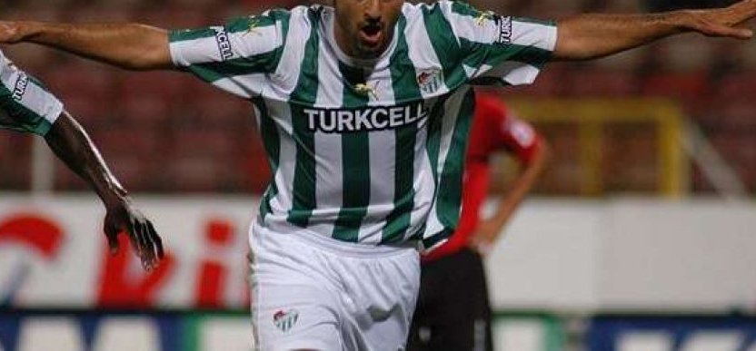 Bursaspor’un eski yıldızı Süper Lig’de teknik direktör oldu! Bursaspor’un eski yıldızı Süper Lig’de teknik direktör oldu!