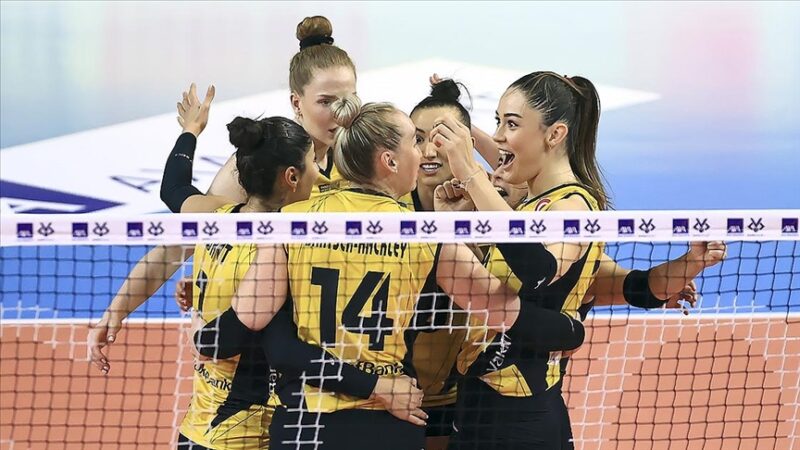 Türkiye'de 2002 yılında 66 bin 709 olan kadın lisanslı sporcu