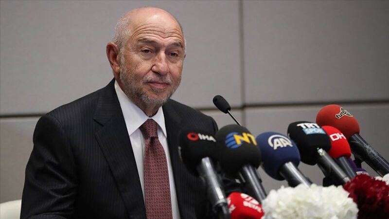 Türkiye Futbol Federasyonu Başkanı Nihat Özdemir, gündemi belirleyen hakem kararıyla