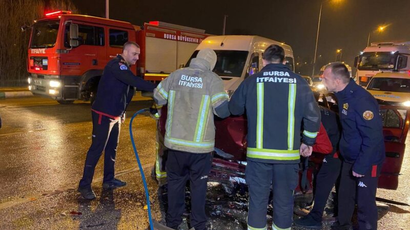 Bursa'da meydana gelen trafik kazasında bir kişi hayatını kaybetti.