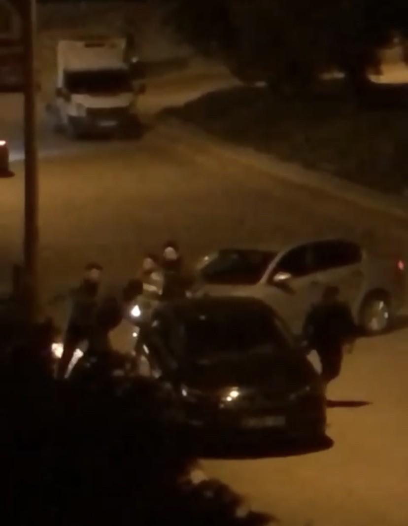 Bursa’da trafikte başlayan tartışma kavgaya dönüştü… O anlar kamerada