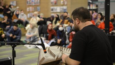 Ünlü sanatçıdan ’Kütüphane Haftası’na özel konser