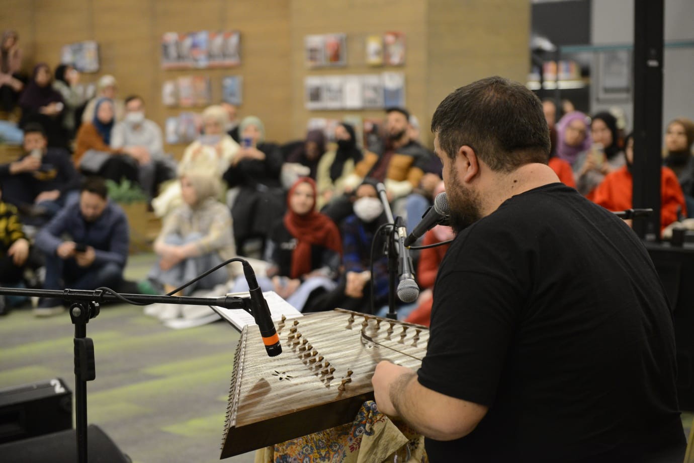 Ünlü sanatçıdan ’Kütüphane Haftası’na özel konser 1 unlu sanatcidan kutuphane haftasina ozel konser 1c7ff06