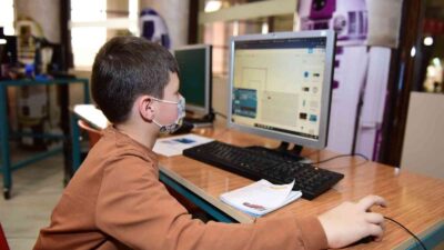 Yıldırım Belediyesi’nden çocuklara ücretsiz robotik kodlama kursu