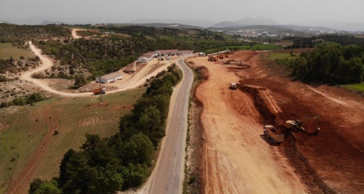 Bursa’nın talihsiz yolunda yeni gelişme! Yapımına 15 yıl önce başlanmıştı… Bursa’nın talihsiz yolunda yeni gelişme! Yapımına 15 yıl önce başlanmıştı…