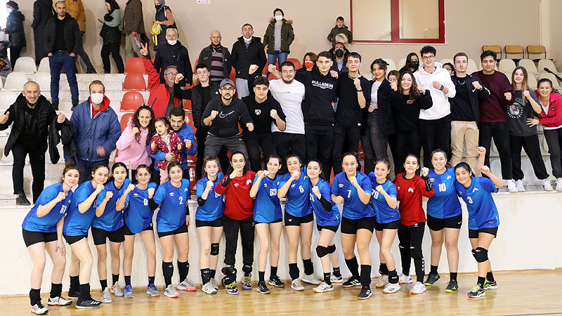 Türkiye Kadınlar Hentbol 1.Ligi’nde mücadele eden Mudanya Belediyespor Kadın Hentbol