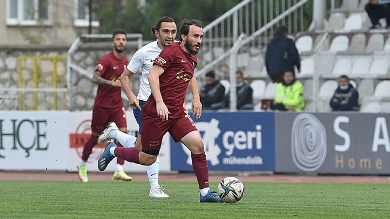 İnegölspor’dan şok skor! Farklı kaybettiler TFF 2.Lig'deki Bursa ekibi İnegölspor Sarıyer'e 5-1 mağlup oldu.
