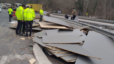 Bursa trafiği aksatan olay