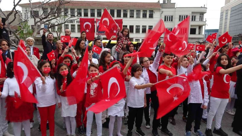 Bursa’da 23 Nisan kutlamaları 23 Nisan Ulusal Egemenlik ve Çocuk Bayramı kutlamaları Bursa’da coşkulu