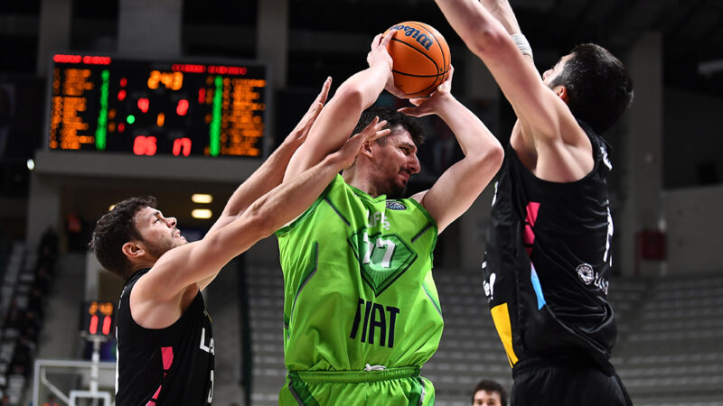 Basketbol FIBA Şampiyonlar Ligi çeyrek final ikinci maçında TOFAŞ, konuk
