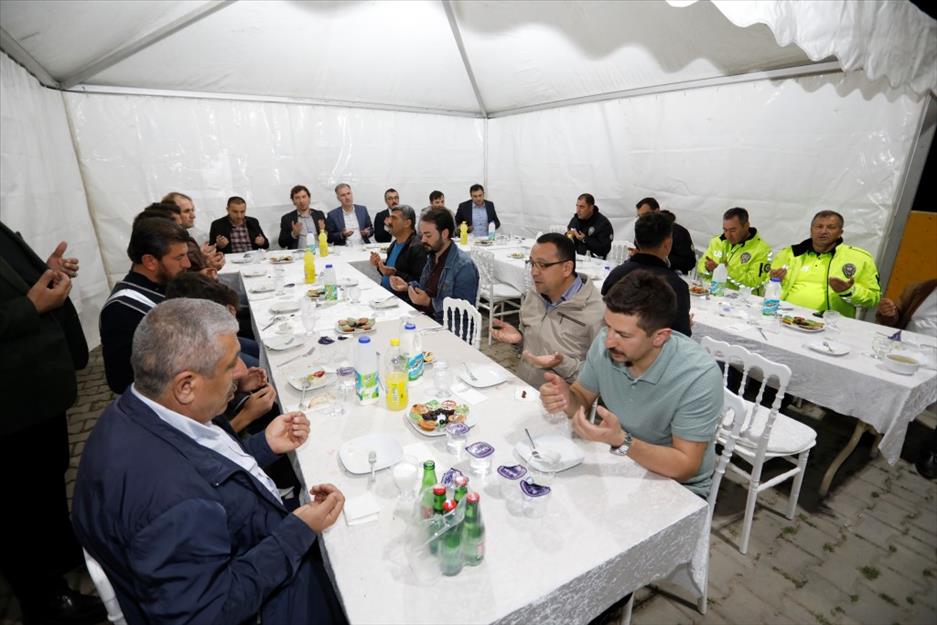 Başkan Taban, polis memurlarıyla iftar sofrasında bir araya geldi