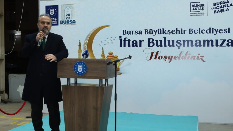 Başkan Aktaş açıkladı! Yeni yatırımlar yolda Bursa Büyükşehir Belediyesi tarafından düzenlenen Kestel ilçe iftarında konuşan Büyükşehir