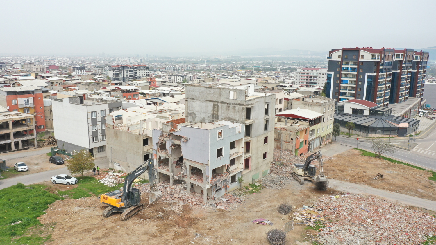 Bursa’nın o mahallesinde yıkım çalışmaları hızlandı