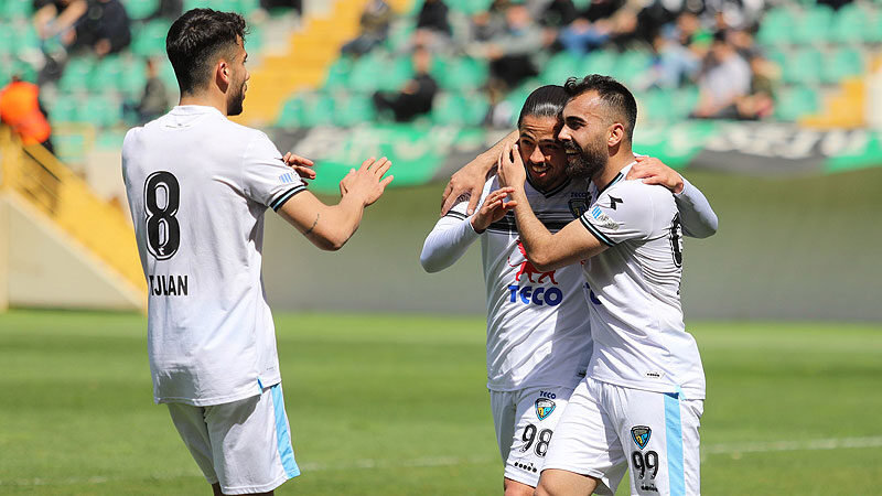 2. Lig’deki Bursa ekibinde play-off hesapları Karacabey Belediyespor, ligde kalan 5 maçı da kazanmak istiyor. Akhisarspor