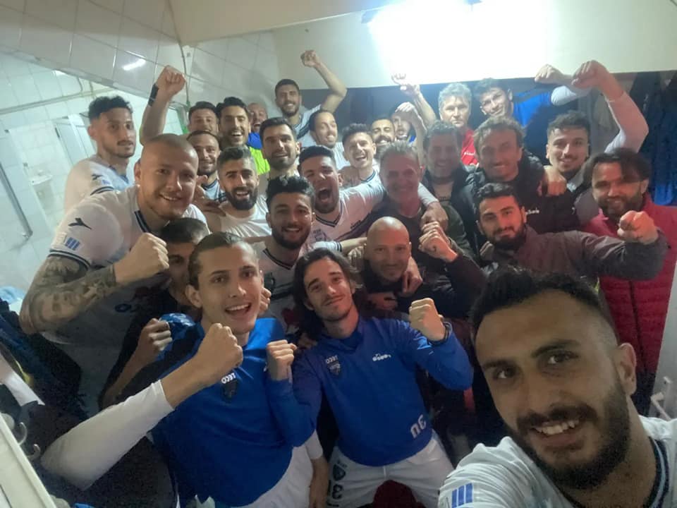 Küheylan şaha kalktı! 3-0 Küheylan şaha kalktı! 3-0