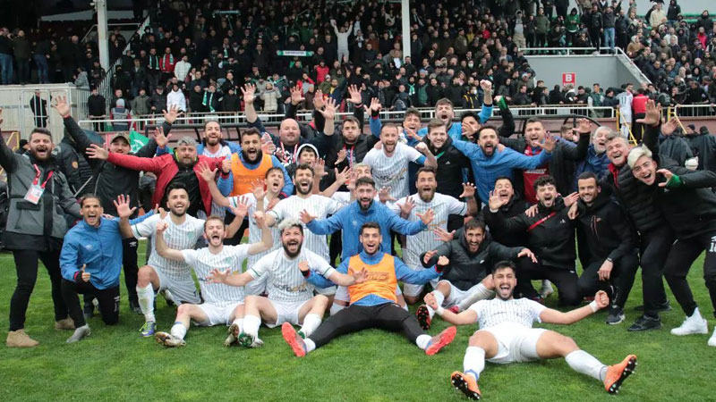 Bursa ekibi 3. Lig’in kapısında Bursa ekibi 3. Lig’in kapısında